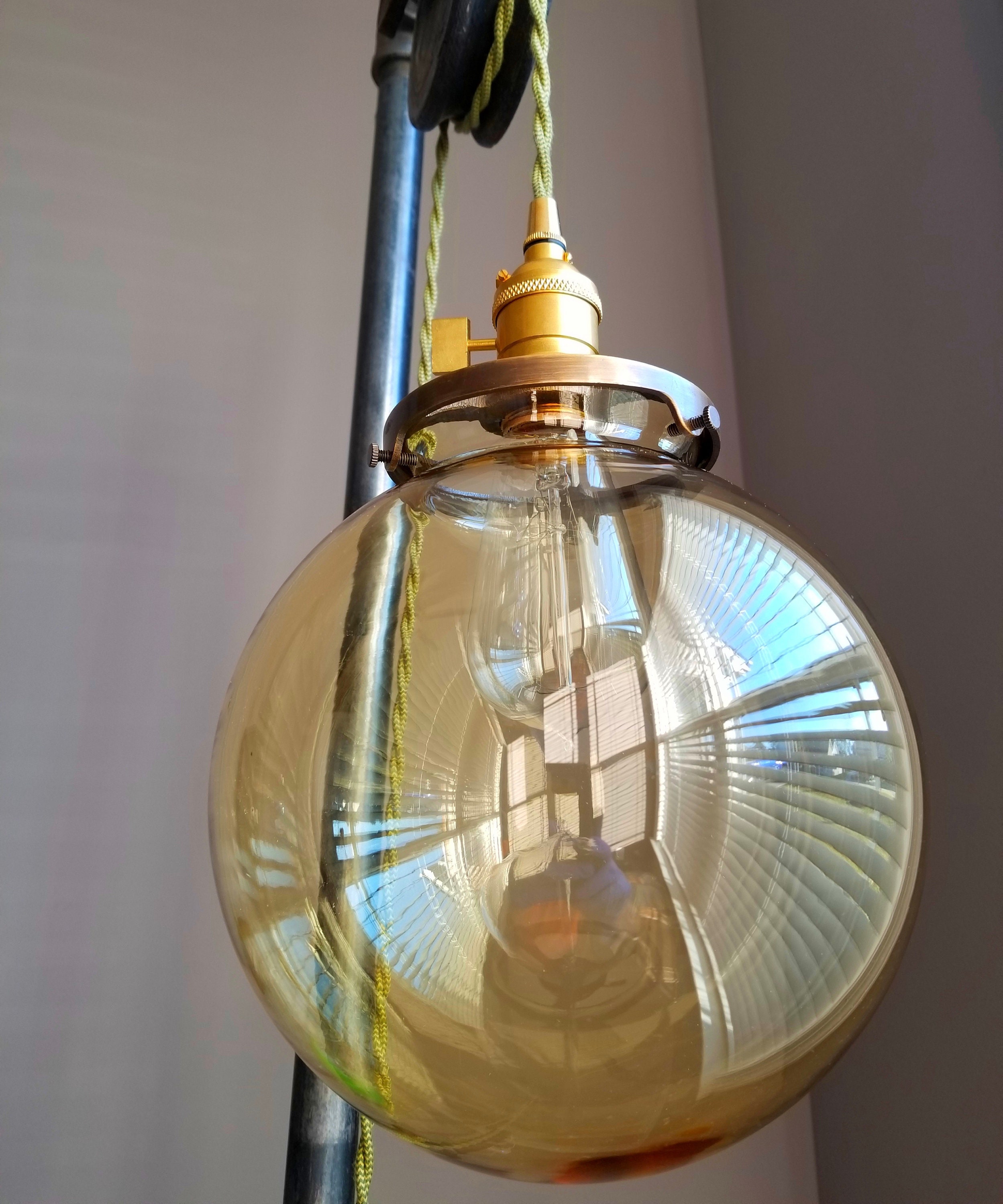 入手困難 Glass Globe Twist Amber Bond COVER
