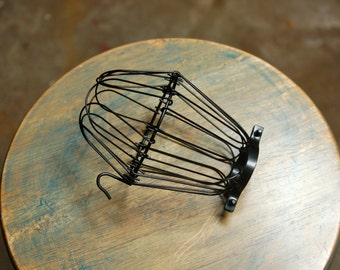 Black Wire Bulb Cage, Clamp On Lamp Guard, For Vintage Trouble Lights - Top Quality Supplies For Your Handmade Lighting, Lamps, Pendants