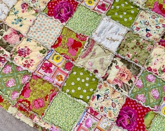Rag quilt lap quilt