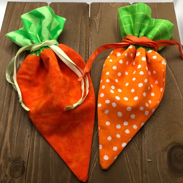 Carrot gift bags