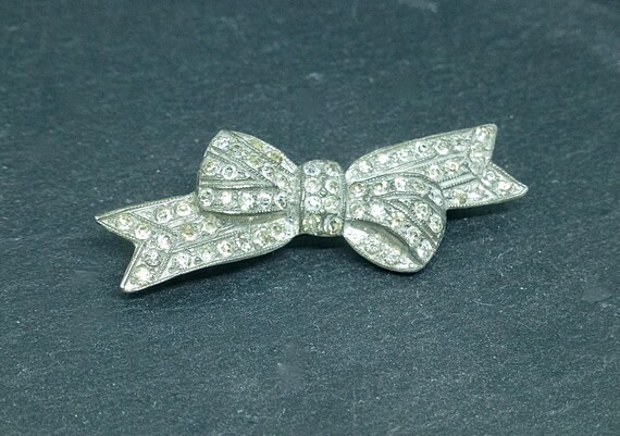 1930’s Art Deco Bow Brooch