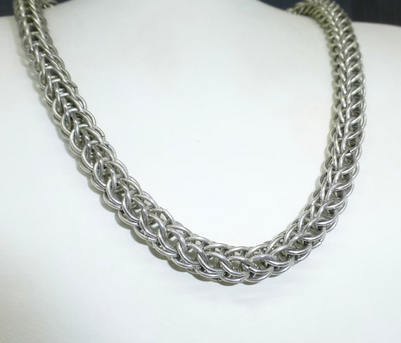 Fancy Link Silver Collier