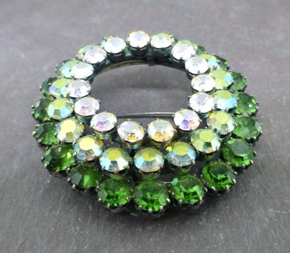 Austrian Green Rhinestone Wreath Brooch
