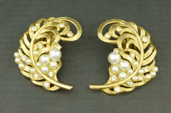 Schiaparelli Leaf Clip Earrings