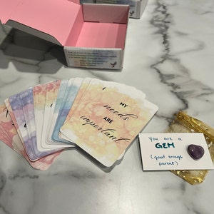 Mazzo di carte di affermazione post-partum / 30 diverse affermazioni positive di genere neutro per tutti i genitori