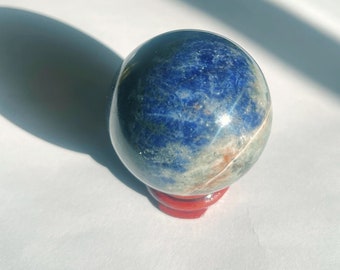 Sodalite sphere with choice of stand