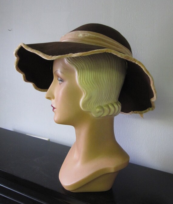 Opal - 1930's Chocolate Brown Wide Brim Felt Hat w