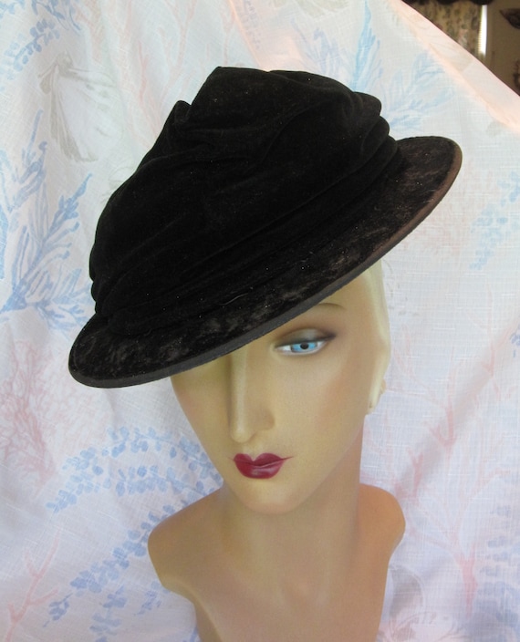 Edwina - 1910's Edwardian Black Velvet Hat