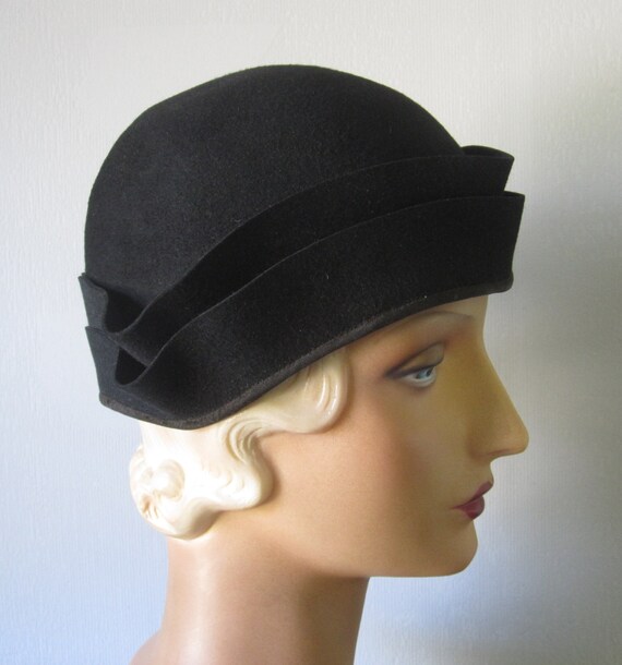 Addison - 1930's Black Wool Felt Cloche Hat