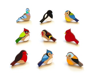 Large or Small wooden bird pin. Various bird pins. Hand painted. Bird Brooch. Free delivery to the UK