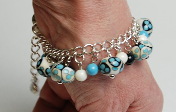 Chic Ivory Graceful Charm
