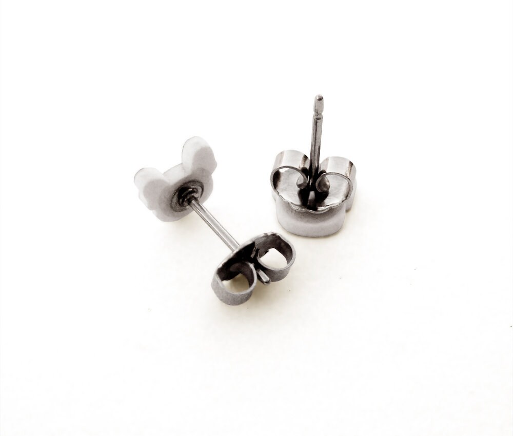 30 PCS-S069 jewelry Tiny Bulldog silver studs earrings,dog earrings