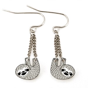 Pendientes colgantes de perezoso, joyas divertidas de perezoso, regalo para amantes de los perezosos, delicados pendientes de animales, hipoalergénicos, plástico retráctil