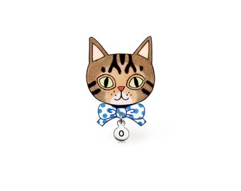 Brown Tabby Cat Pin, Tabby Cat Brooch, Tabby Cat Jewelry, Brown Tabby Cat Gifts, Personalized Cat Pin, Shrink Plastic