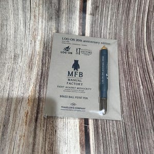 2019 Traveller's company city'super log on mfb Traveller's company Stylo à bille en laiton Carnet de notes du voyageur Stylo à bille en laiton Stylo Midori