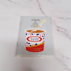 Carnet du voyageur de la compagnie de Mister Softee Traveler's Notebook du voyageur Midori Passeport
