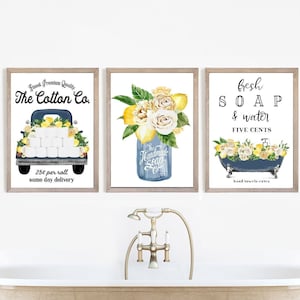 Juego de 3 impresiones de pared para baño con diseño de limones azul marino de Cotton Co. Decoración de pared para baño / Decoración de baño en amarillo y azul / Impresión, impresión enmarcada o letrero en lienzo
