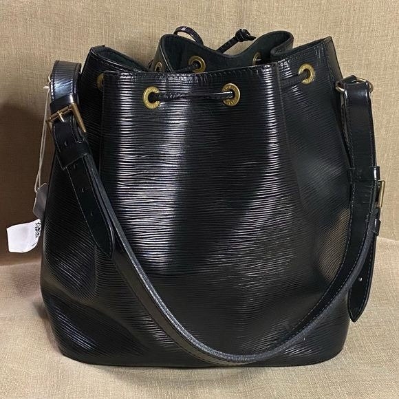 Louis Vuitton Epi Noe Black Leather Bucket Bag w COA Etsy