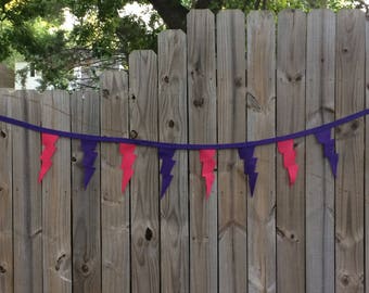 Decoración de banner flash para fiesta de cumpleaños de niña con tema de superhéroe, color rosa intenso y morado