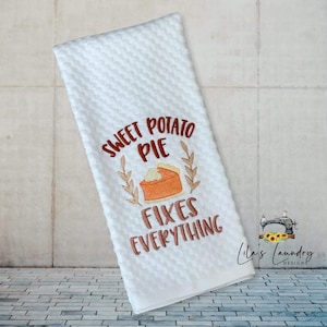 Sweet Potato Pie - 3 sizes included- Embroidery Design - DIGITAL Embroidery DESIGN
