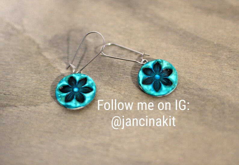 Flower dangle earrings Mint flower dangle earrings Round dangle earrings Dangle earrings Gift for her Turquoise dangle earrings