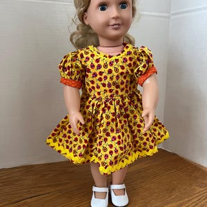 Vestito da coccinella per bambole da 18 pollici.