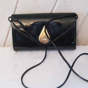 Black patent leather handbag, small black leather crossbody purse, barrel purse, 70s 80s, bags and purses, Emp Orr image 1