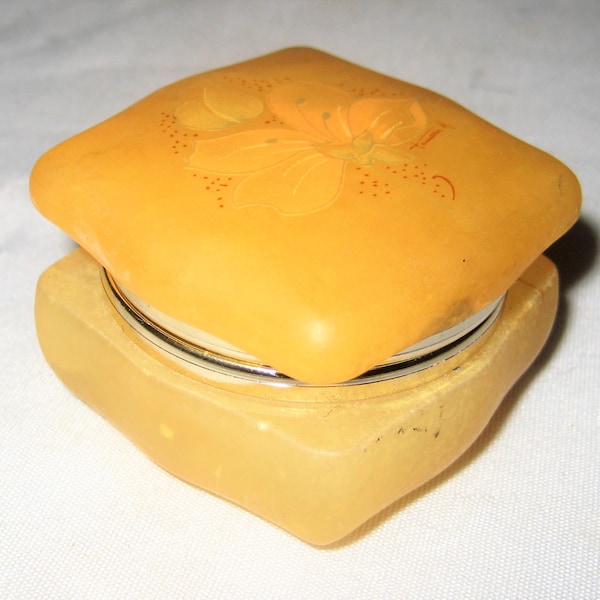 Tiny alabaster box, hinged lid, small yellow orange stone box, made in Italy, petite box, ring box, gift for her, bedroom, vanity, bathroom