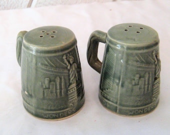 Antique Mug salt and pepper shakers, souvenir of New York City, moss green, Statue of Liberty, mid century, 40s 50s, collectible S &P