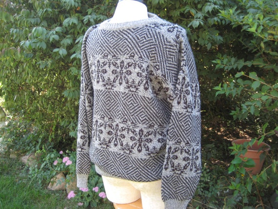 Slouchy Boyfriend sweater, mens gray black geomet… - image 3