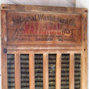 Antique washboard, wood metal National Washboard Co, primitive rustic wall hanging decor, laundry room bathroom, early 1900s, advertising