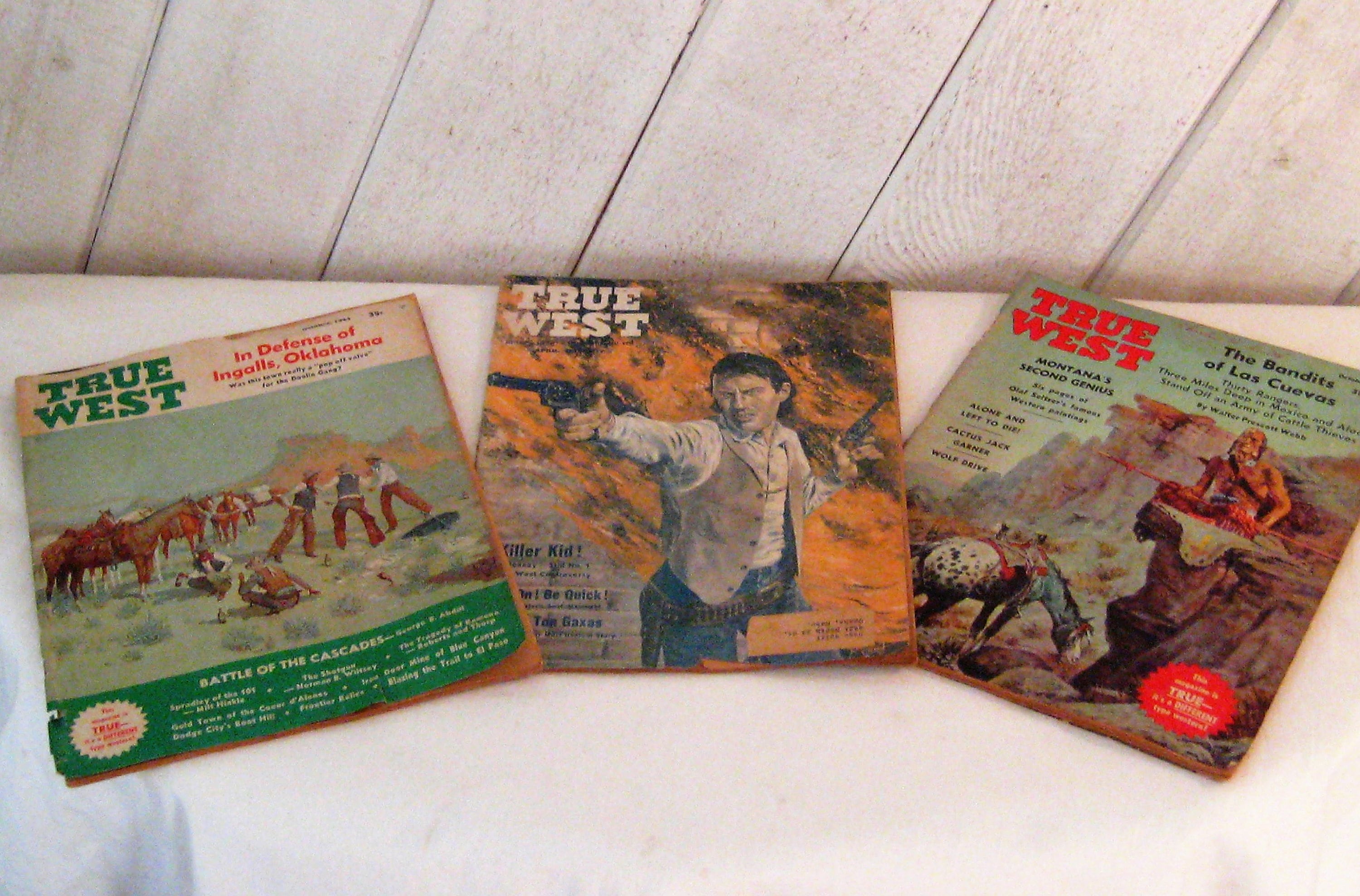 Lot De 10 Magazines Cleveland Western – Vintage – Mixed Novelettes – En Anglais