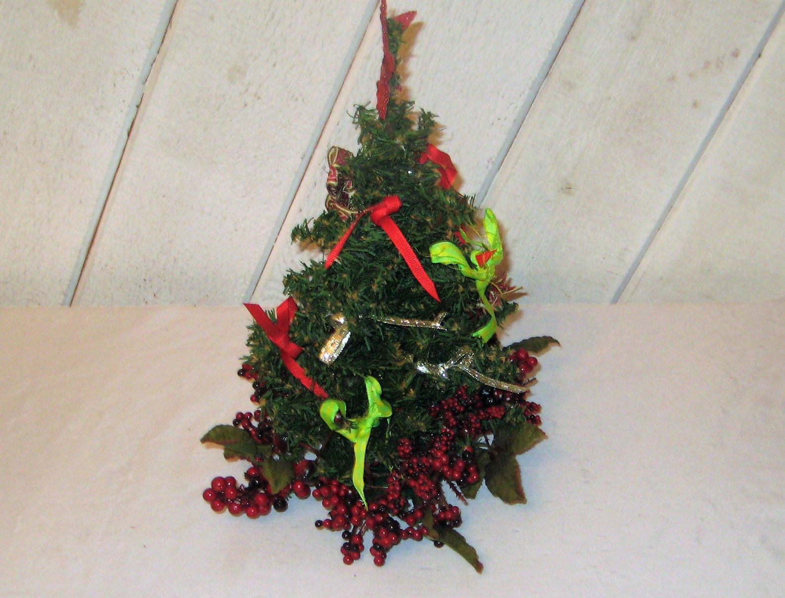 Miniature decorated Christmas tree table top tree red green Etsy