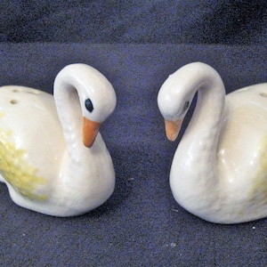 Vintage salt and pepper shakers, ivory yellow swan salt pepper, bird, water fowl, collectible S & P, novelty, mid century, 1950s