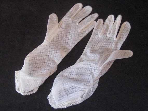 Long white lace gloves, formal dress up summer gl… - image 1