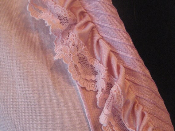 Vintage pink nylon thin robe, summer spring robe,… - image 6