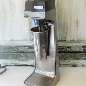Vintage drink mixer machine, milk shake maker, large industrial machine, Hamilton Beach, made in USA, 60s 70s silver brown, barware