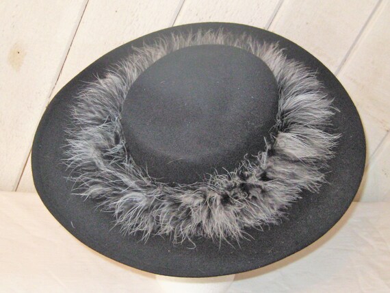 Wide brim black wool hat with ostrich feathers, t… - image 4