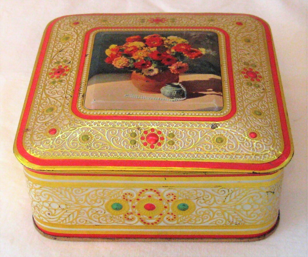 * vintage tin box ❀ おうち ティン缶 vintage tin box ❀ おうち ティン缶