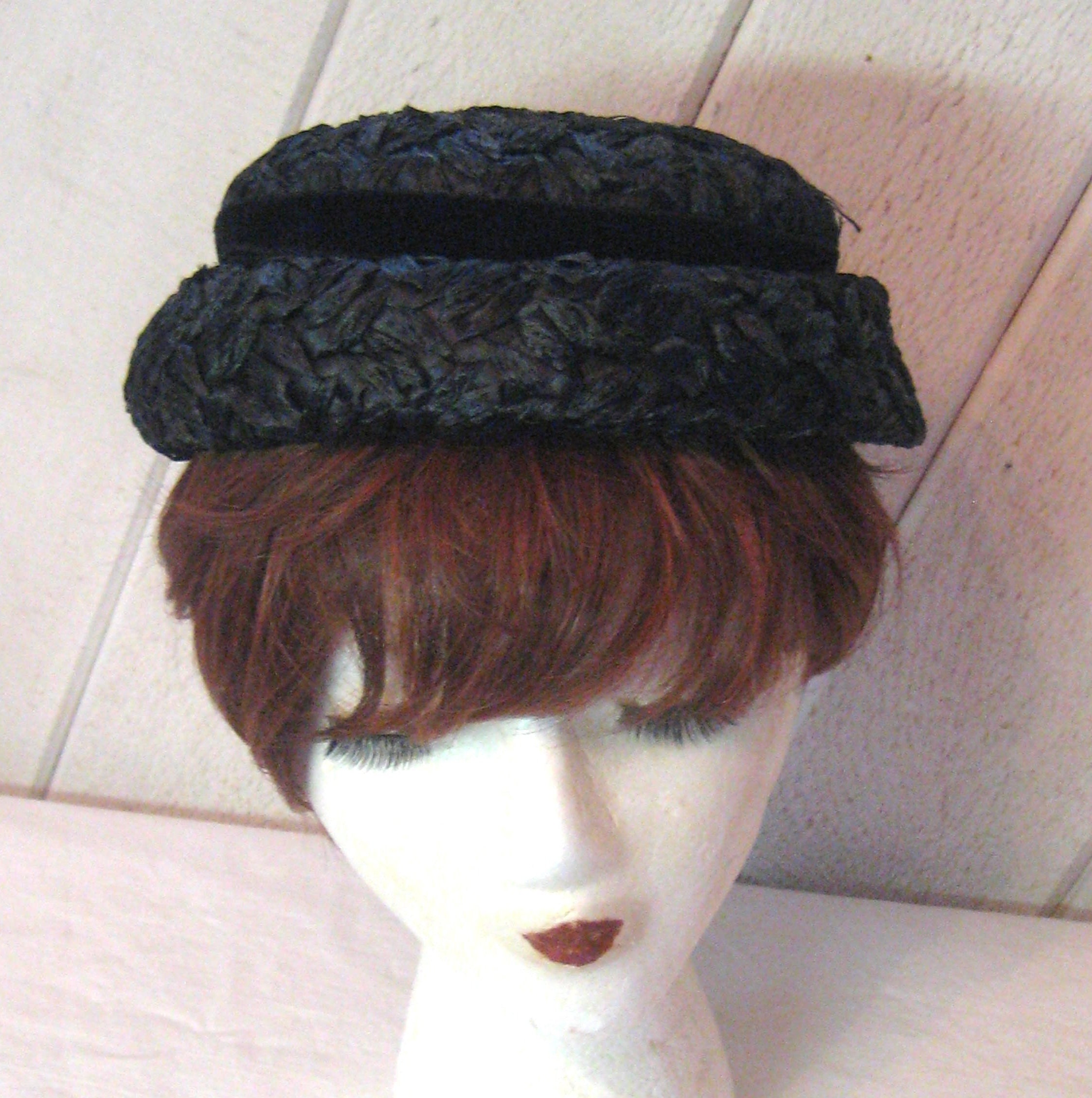 Vintage Black Woven Straw Pillbox Hat Ruffle Brim Floral Ribbon Bow Mid Century Pillbox Hat, Black Straw W/lace Embellished, Vintage Mid  main image 3