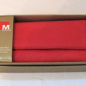 Carteira feminina de couro vermelho e estojo para talão de cheques, carteira NOS Mundi, carteira tripla, nova com etiquetas de caixa originais, anos 90, estado impecável A+++++