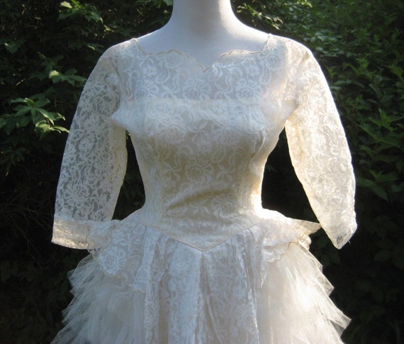 1950s Wedding gown, 50s white ivory wedding dress… - image 1