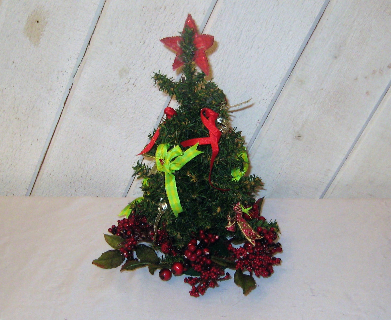 Miniature decorated Christmas tree table top tree red green Etsy