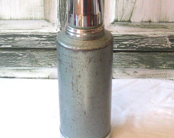 Vintage Stanley Aladdin Thermos, Metal Thermos, One Quart, Made in USA,  Glass Insulator, Rustic Distressed, 1970s 