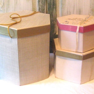 Vintage extra large hatbox, extra tall hexagon shape, gold ivory, mid century 50s 60s, closet storage, holds 2 3 4 5 hats, set of 3 hat box
