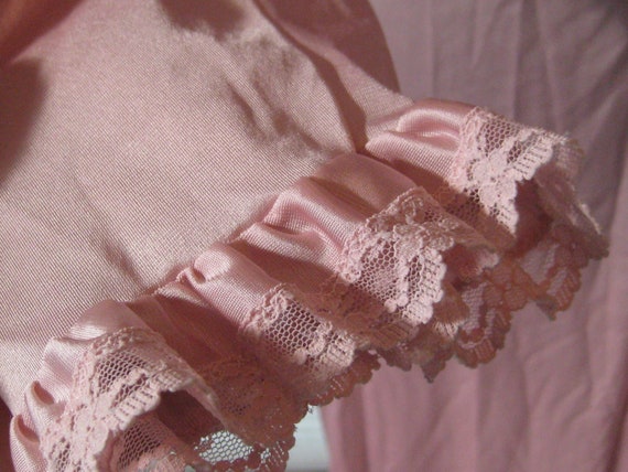 Vintage pink nylon thin robe, summer spring robe,… - image 7