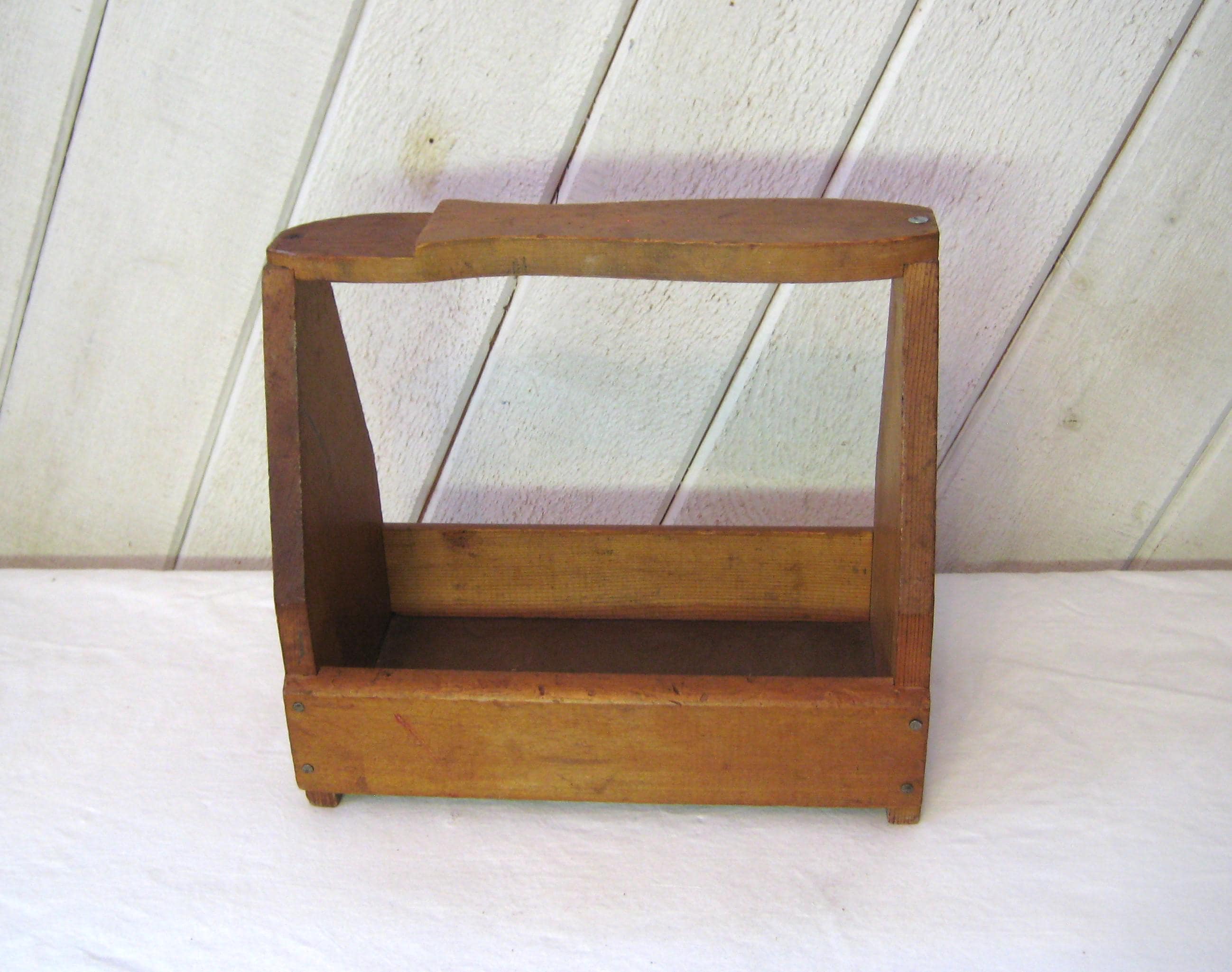 Vintage Wood Shoe Shine Box, Rustic Primitive Brown Worn Wood, Mid