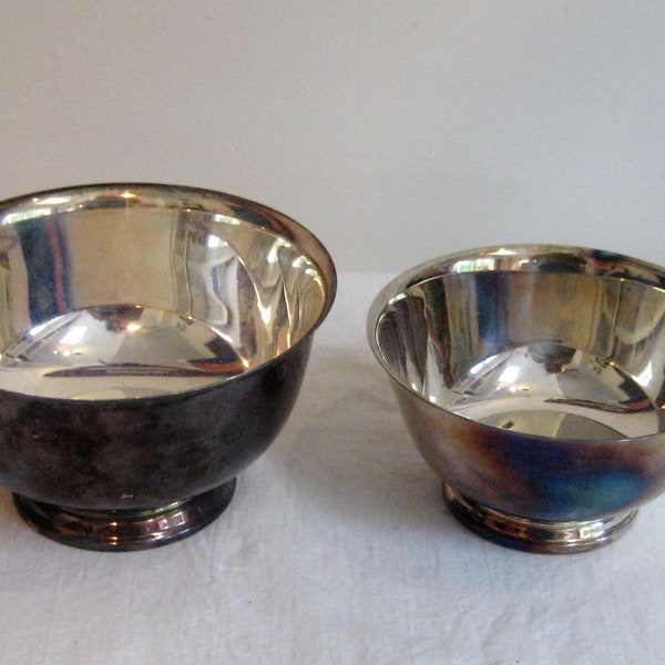 Pair of Silver plated bowls, round metal indoor planters, tarnished silver, Paul Revere Reproduction, Oneida made in USA, 70s 80s