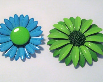 Vintage large single flower brooch, lime green turquoise aqua blue, 1980s, womens everyday floral lapel pin, enamel metal, 3, 2.5 inches