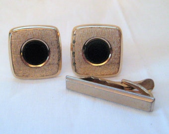 Vintage gold tone square cuff link and tie clasp set, art deco, black, brushed brass, Hickok USA, mid century, 50s 60s, gift for him